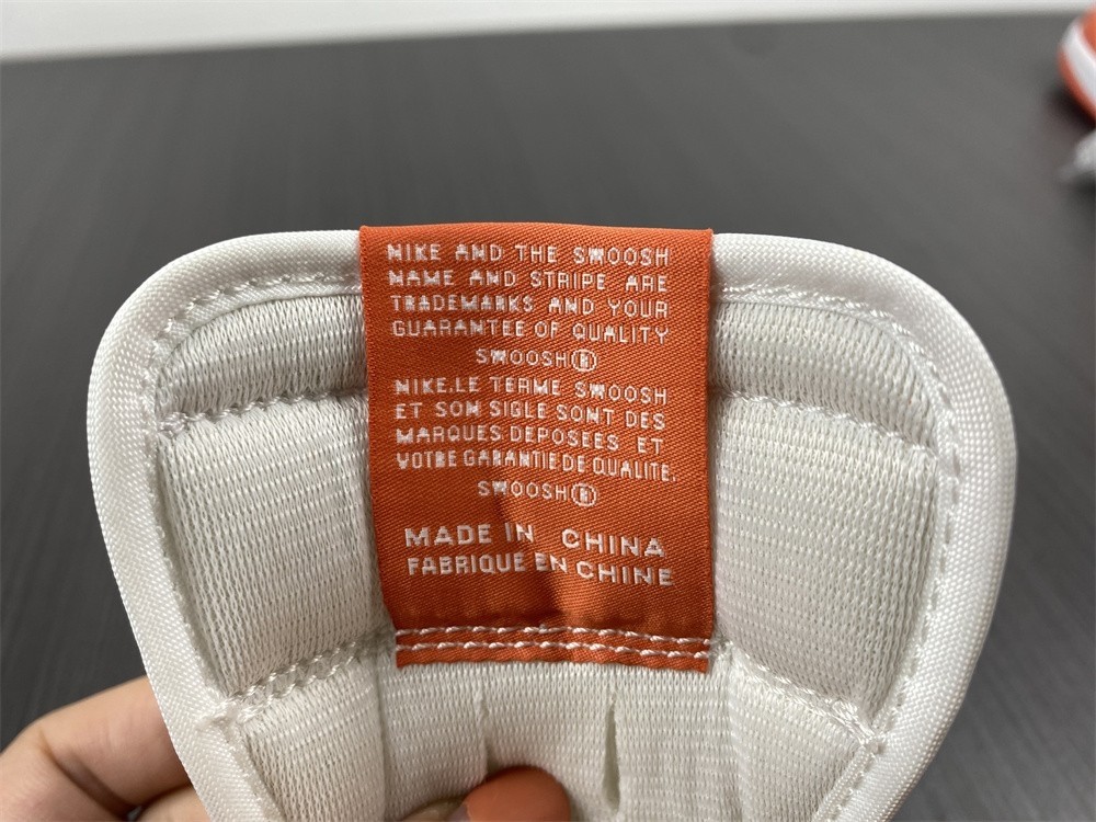 Air Jordan 1 Low Starfish - CZ0790-801