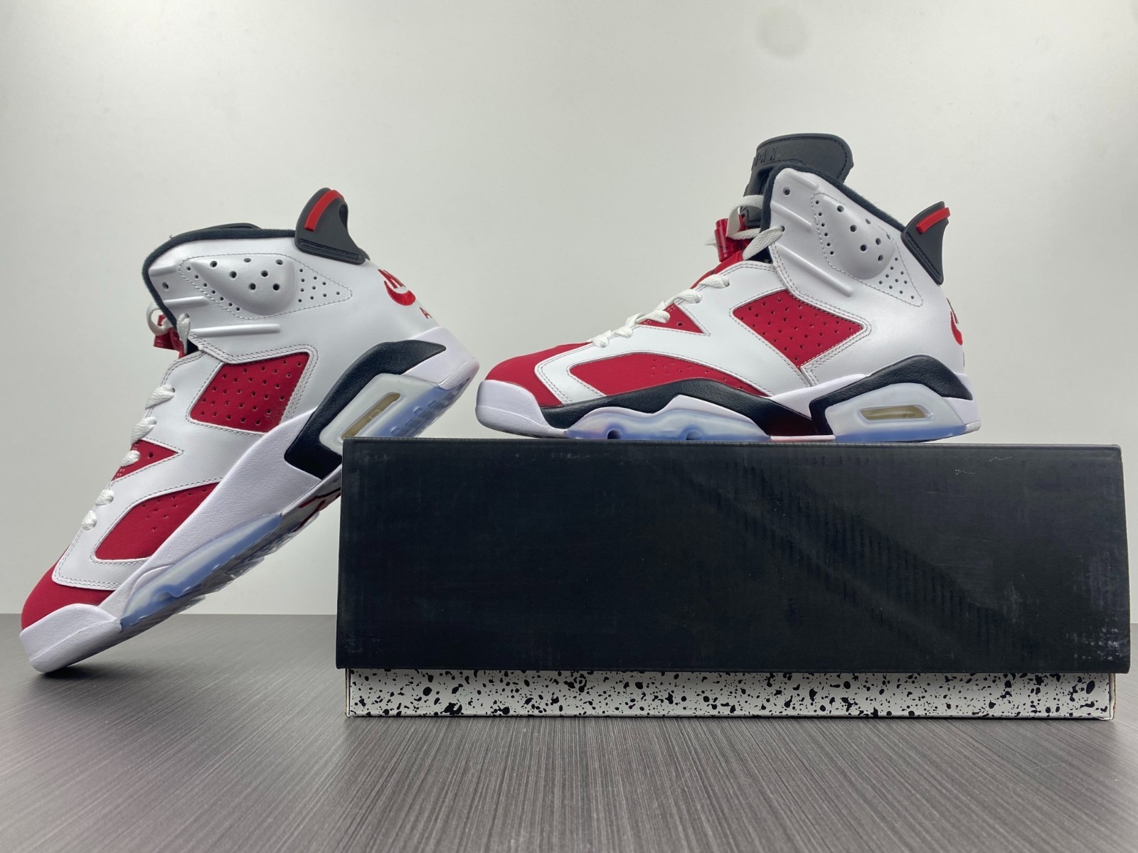 Air Jordan 6 Retro "Carmine" （2021）CT8529-106