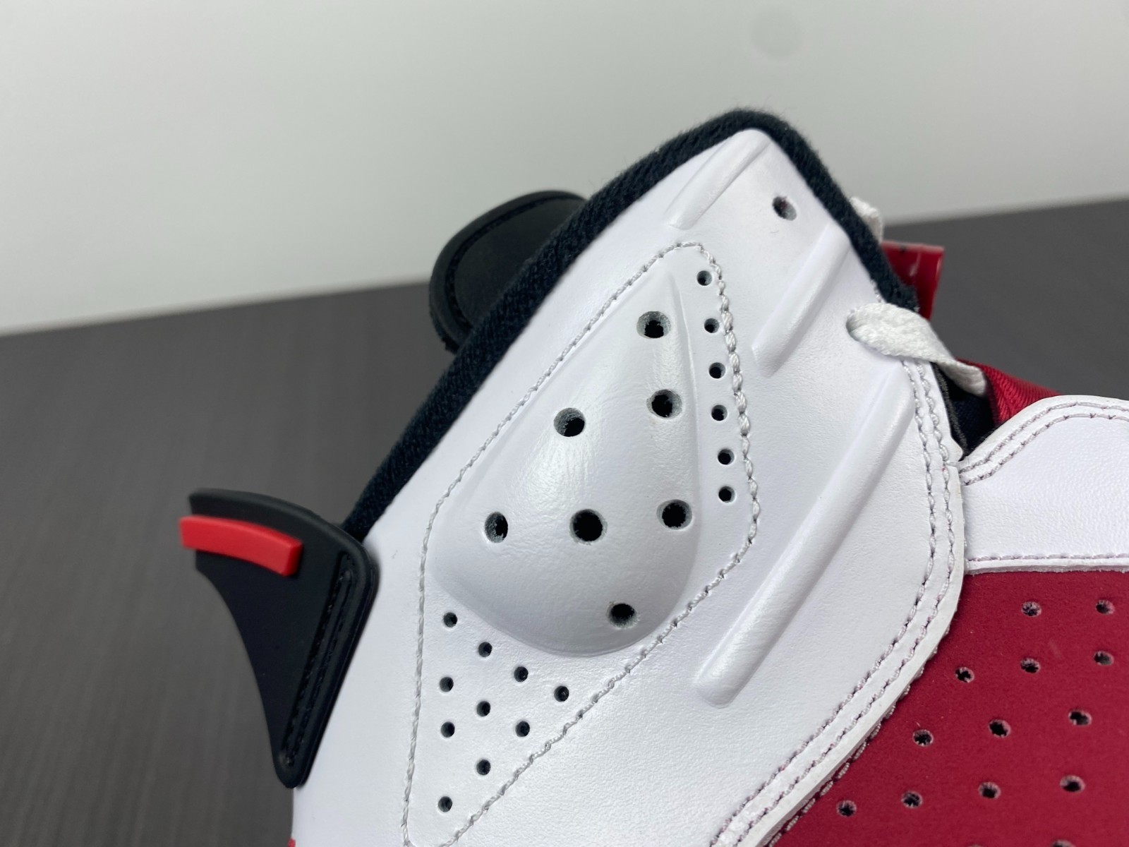 Air Jordan 6 Retro "Carmine" （2021）CT8529-106