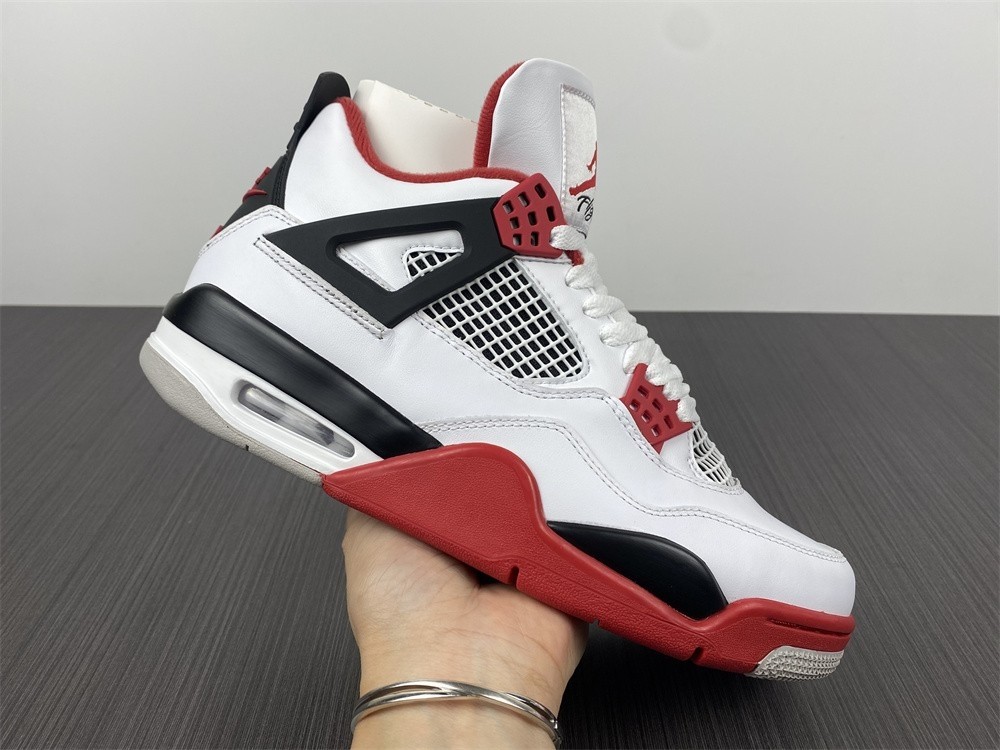 Air Jordan 4 “Fire Red”  DC7770-160