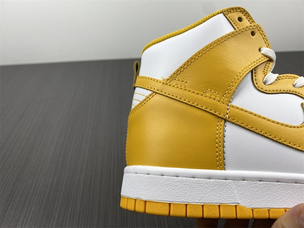 Nike Dunk High Dark Sulfur  - J - DD1869-106