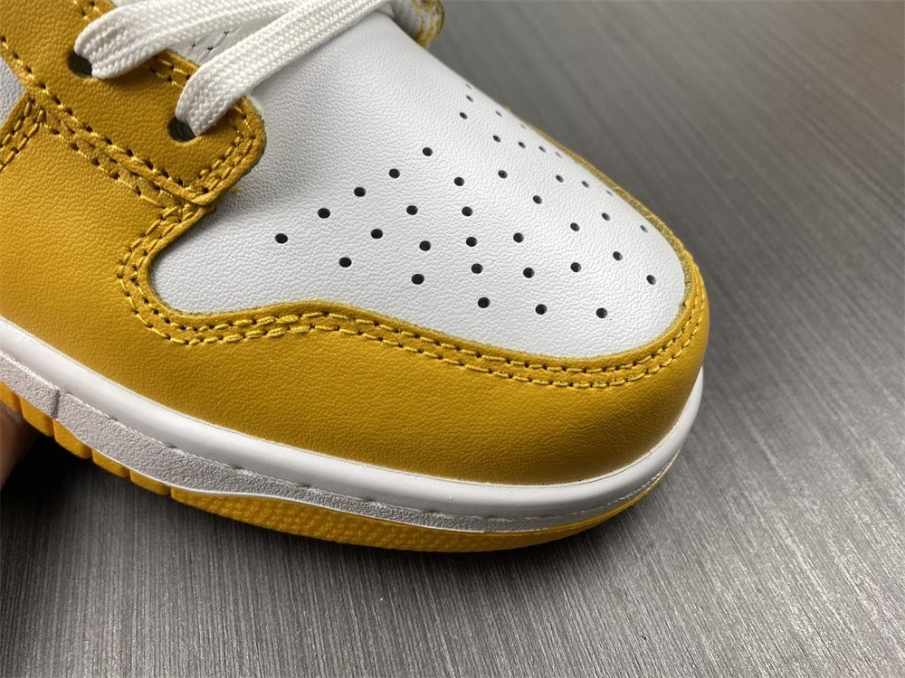 Nike Dunk High Dark Sulfur  - J - DD1869-106