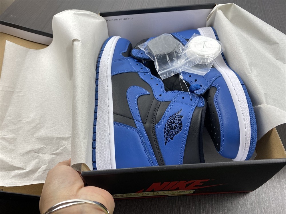 Air Jordan 1 Dark Marina Blue 555088-404