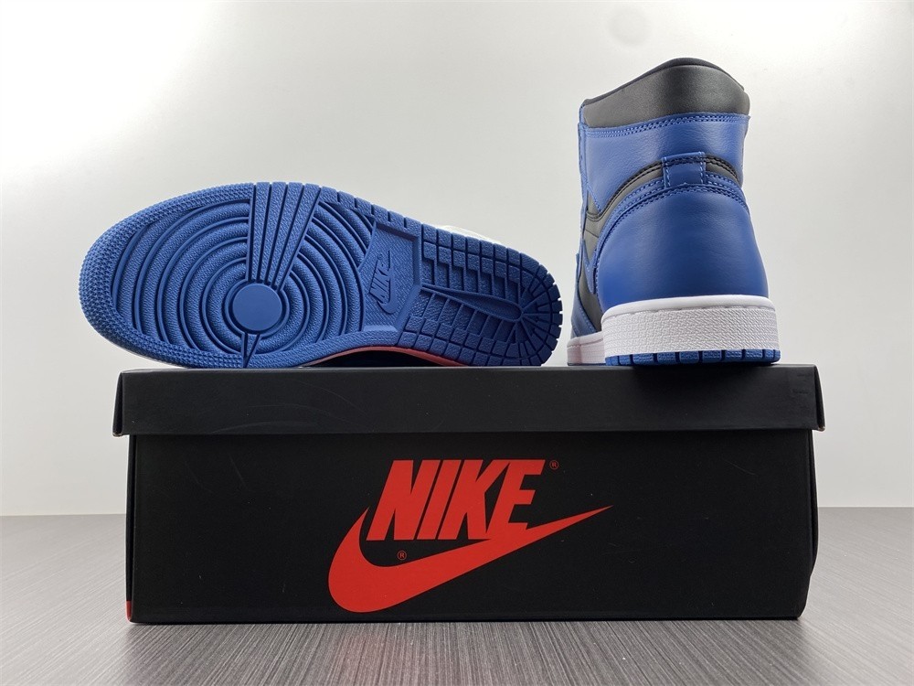 Air Jordan 1 Dark Marina Blue 555088-404