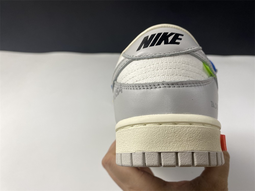 Off-White x Nike Dunk Low DM1602-112
