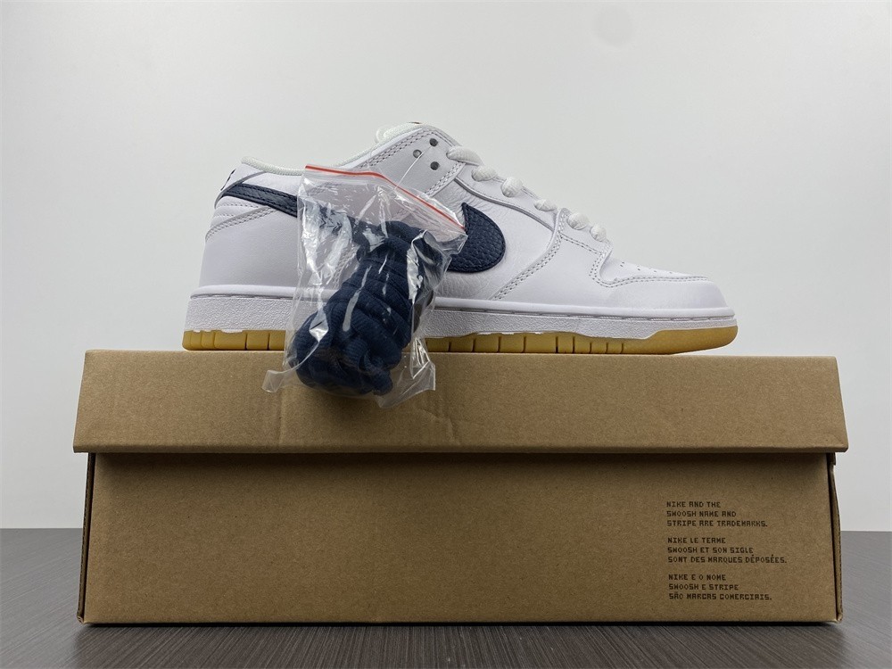 Nike SB Dunk Low “Classic Green” CZ2249-100