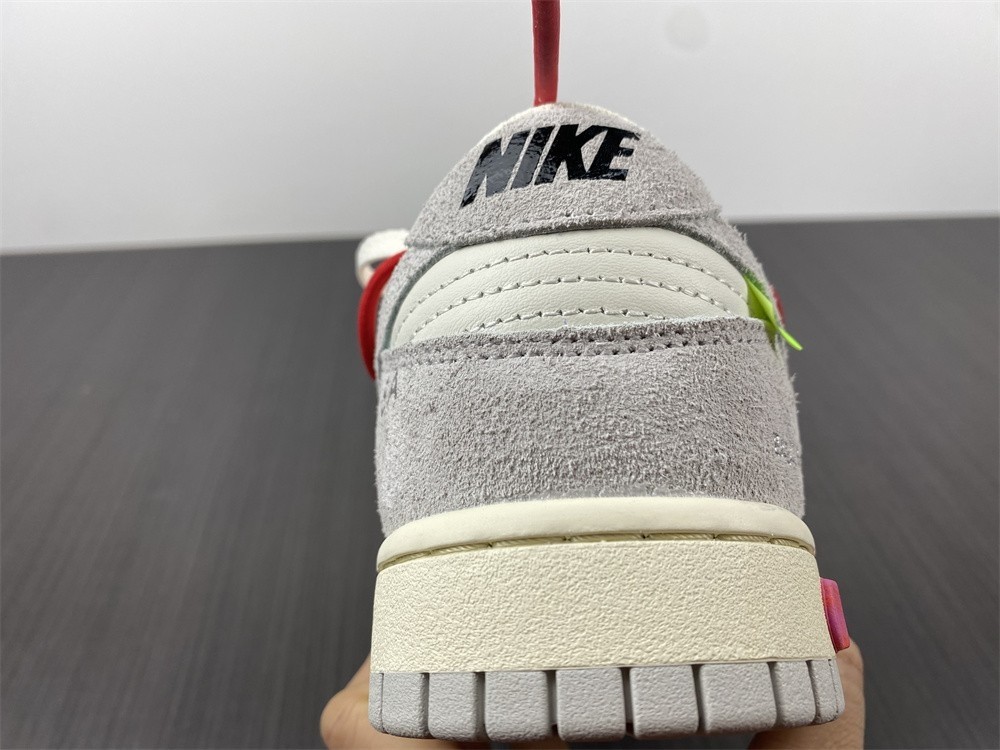 Nike Dunk Low x OW The 40-of50  DJ0950-103