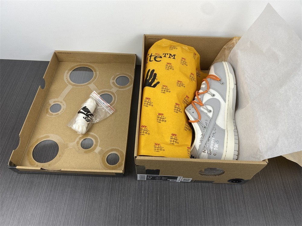 Off-White x Nike Dunk Low "The 50" No.44 DM1602-104