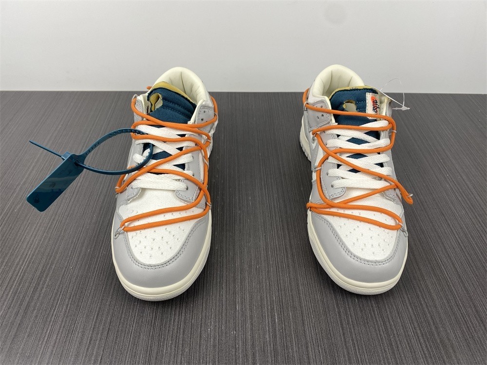 Off-White x Nike Dunk Low "The 50" No.44 DM1602-104