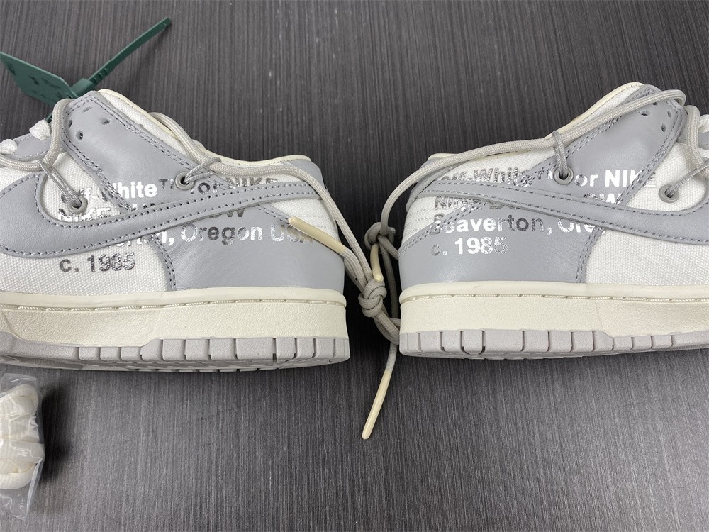Off-White x Dunk Low 
