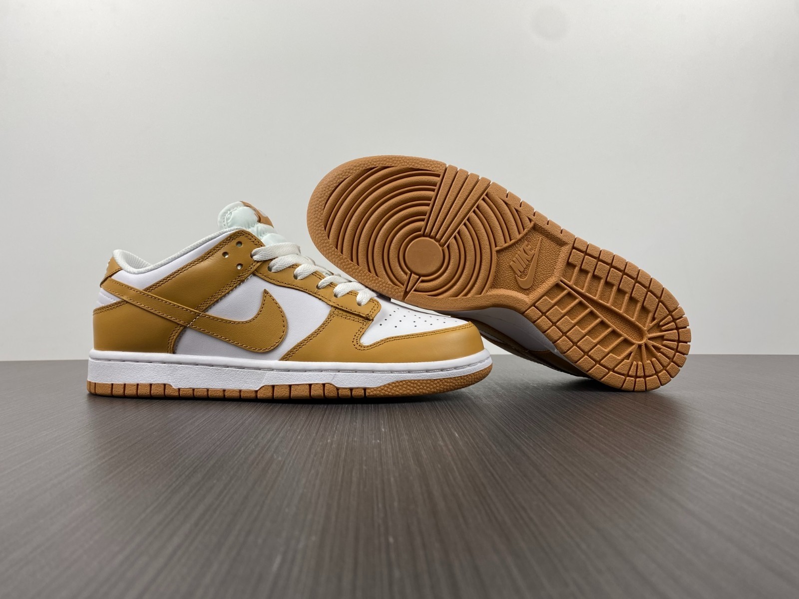 Nike Dunk Low Harvest Moon DD1503-114