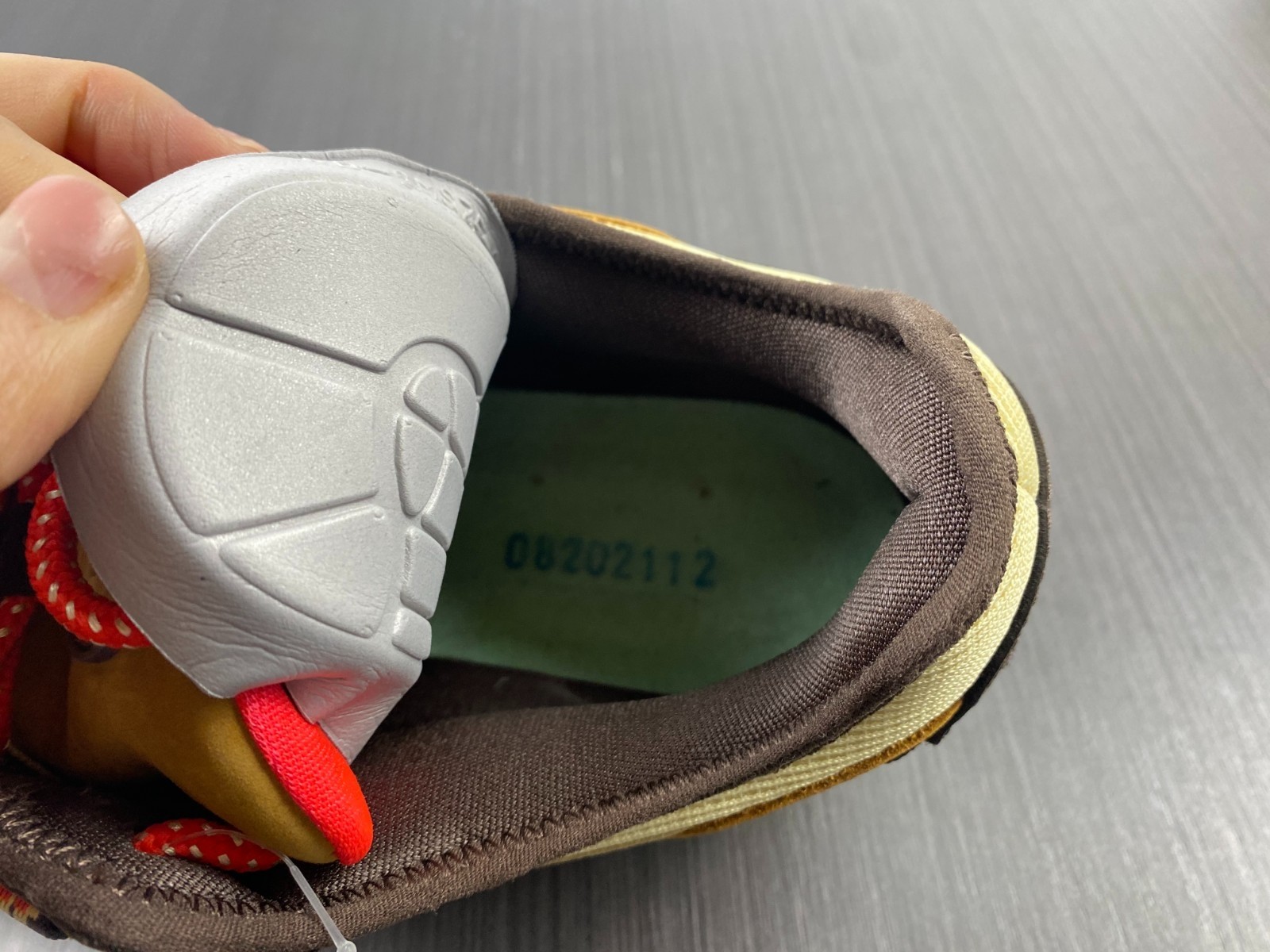 Travis Scott x Air MAX1 / CJ  ( 12 ) DO9392-200