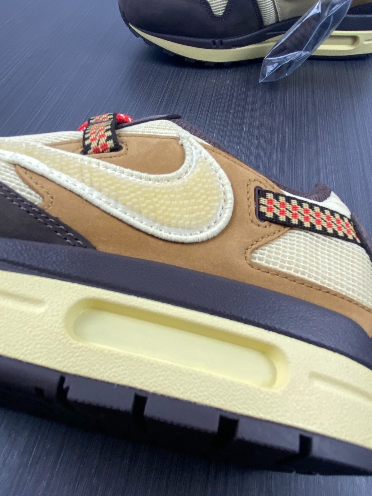 Travis Scott x Air MAX1 / CJ  ( 12 ) DO9392-200
