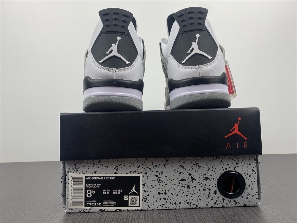 Air Jordan 4 Retro CT8527-021
