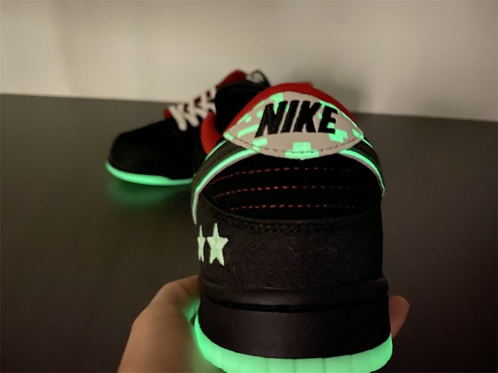 Nike Dunk Low LPL League of Legends - DO2327-011
