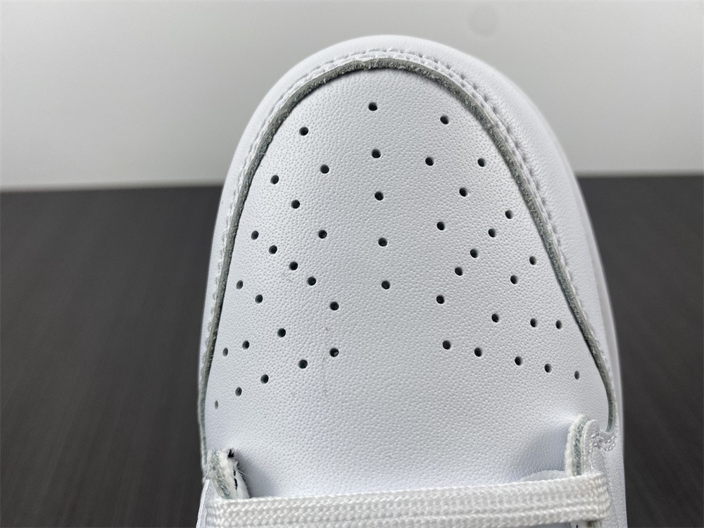 Nike SB Dunk Low White Black DD1503-113