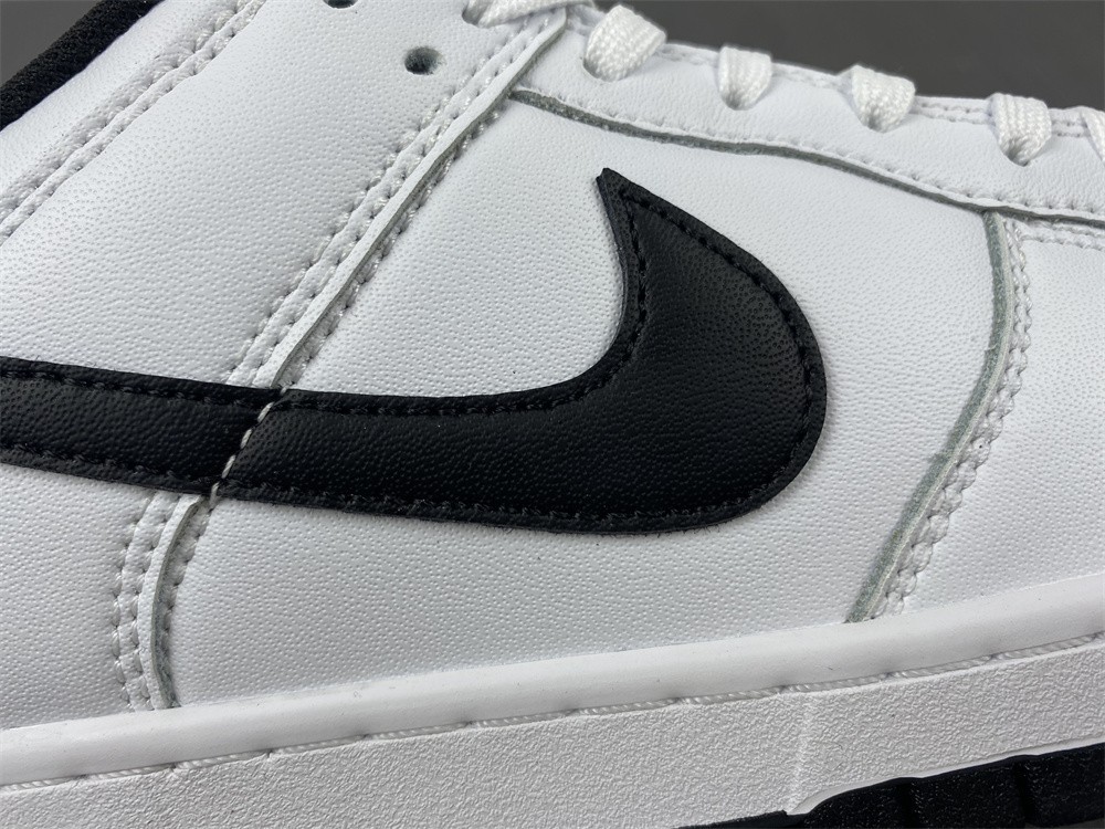 Nike SB Dunk Low White Black DD1503-113