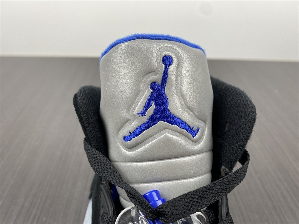 Air Jordan 5 Retro 