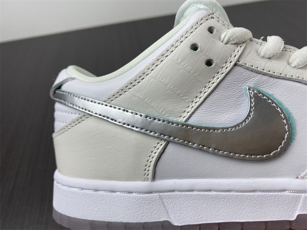 NIKE Dunk Low PRO OG SB BV1310-100