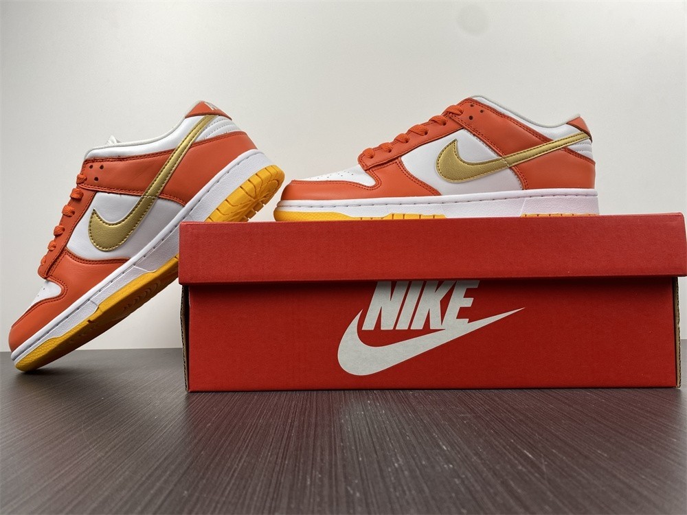 Nike Dunk Low University Gold (W) - DQ4690-800