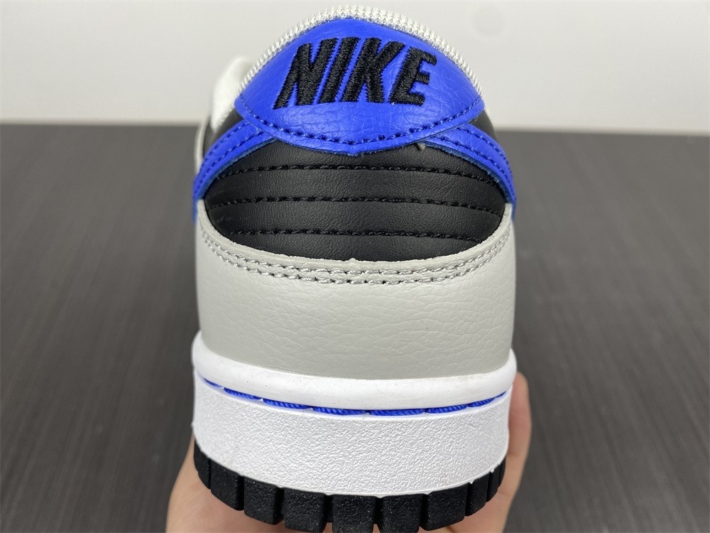 Nike Dunk Low EMB NBA 75th Anniversary Knicks DD3363-002