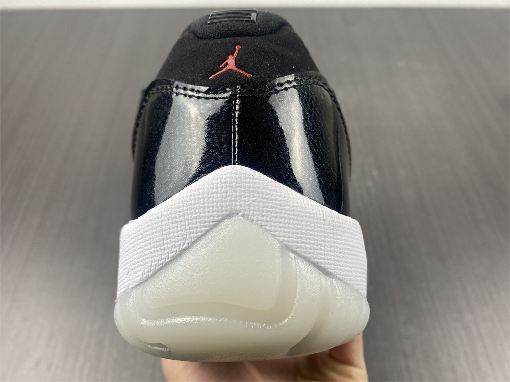 Air Jordan 11 Low 72-10 AV2187-001
