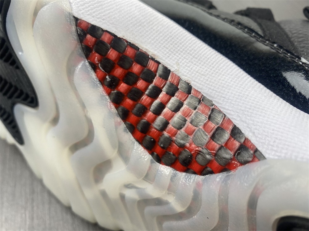 Air Jordan 11 Low 72-10 AV2187-001