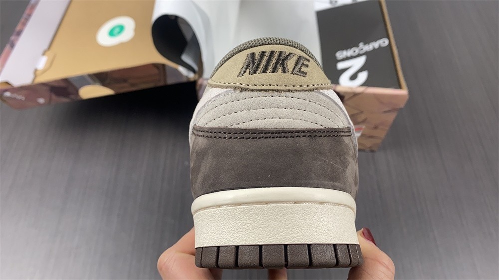 Otomo Katsuhiro x Nike SB Dunk Low Steamboy OST Grey Brown Mocha LF0039-001