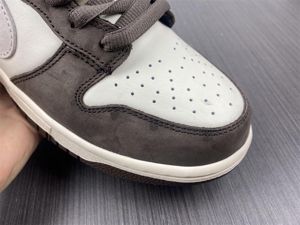 Otomo Katsuhiro x Nike SB Dunk Low Steamboy OST Grey Brown Mocha LF0039-001