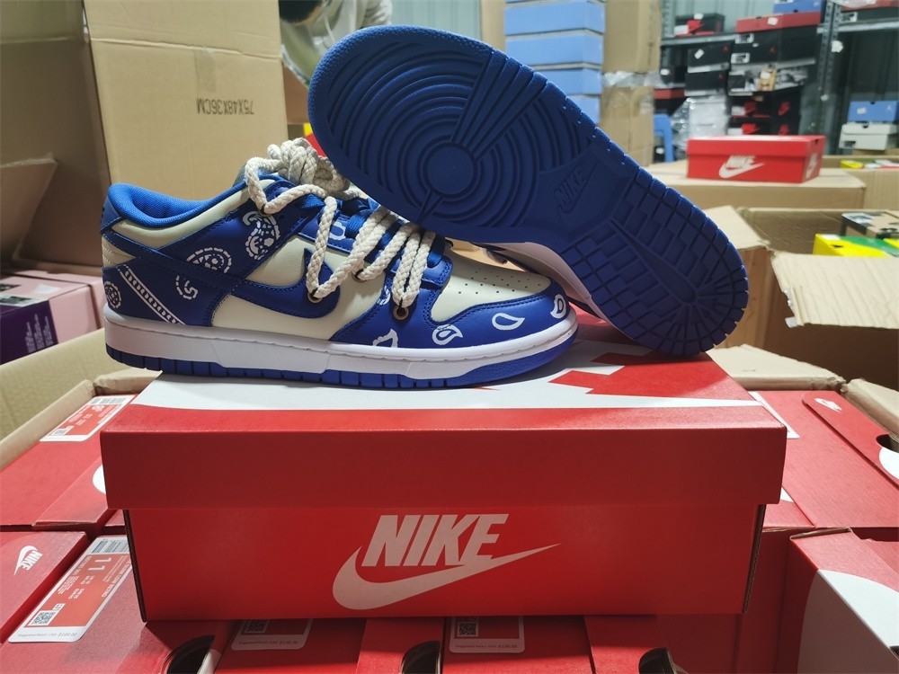 Nike Dunk Low SE FREE 99 DD1391-001