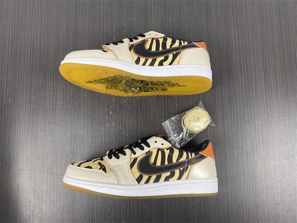 Air Jordan 1 Low OG Year of the Tiger - DH6932-100