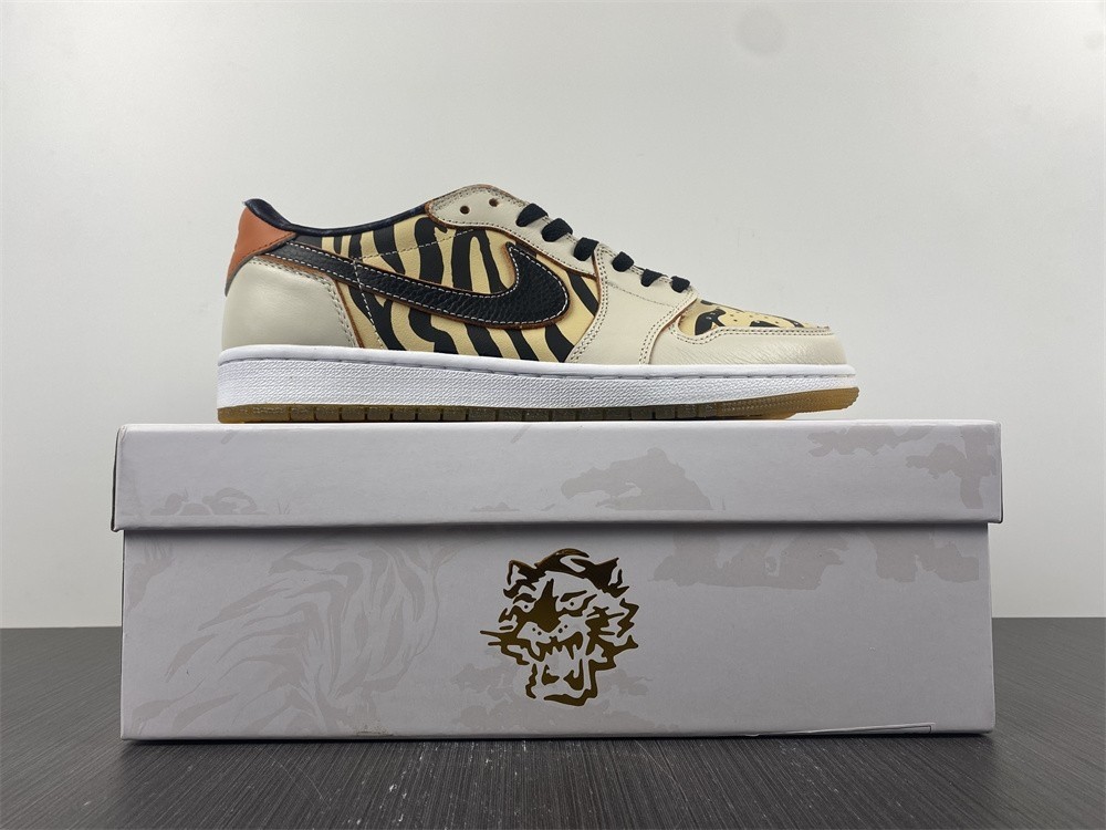 Air Jordan 1 Low OG Year of the Tiger - DH6932-100