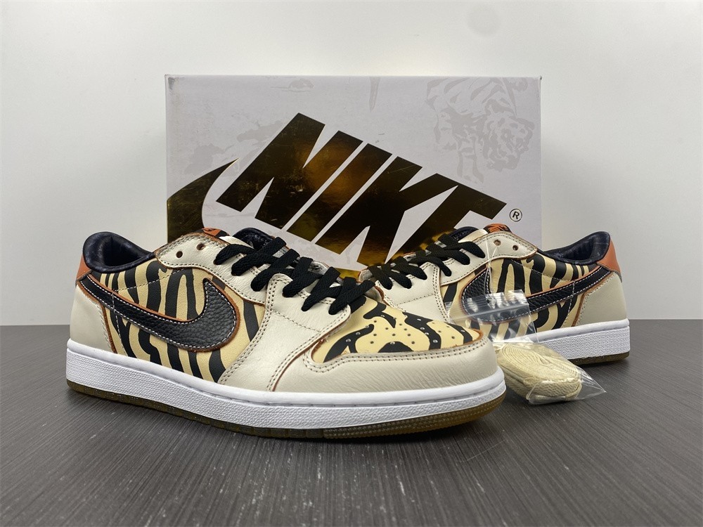 Air Jordan 1 Low OG Year of the Tiger - DH6932-100