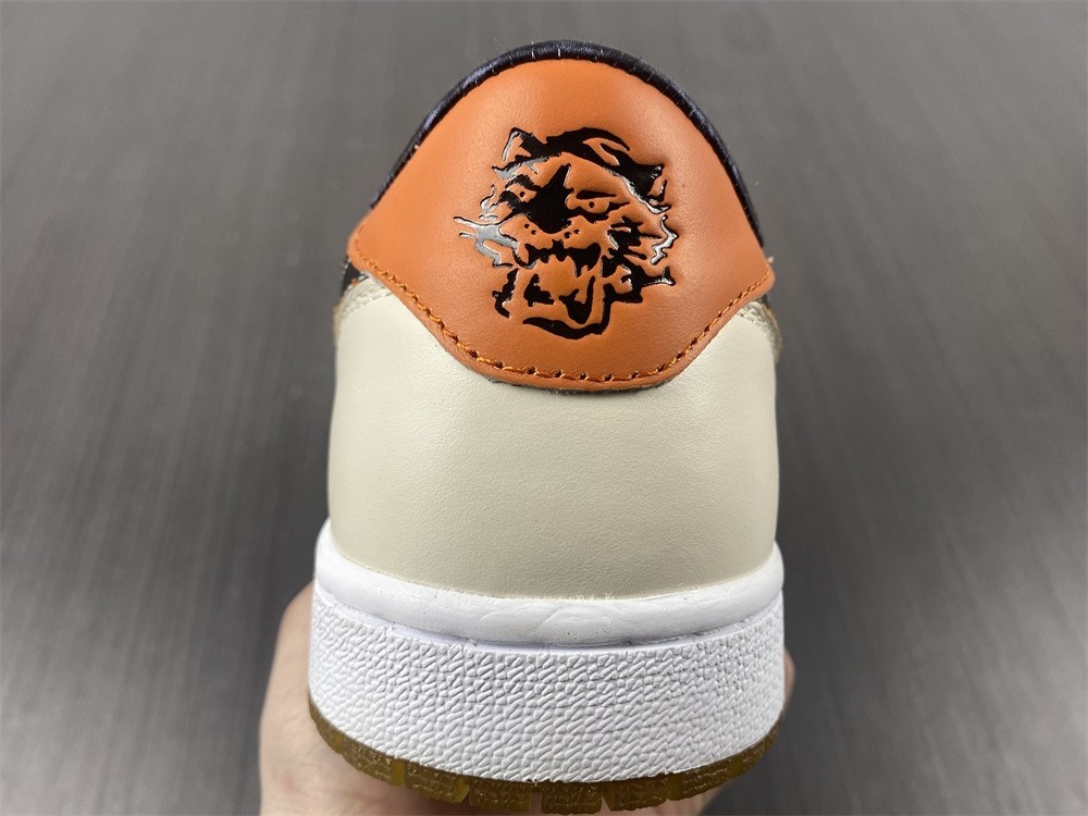 Air Jordan 1 Low OG Year of the Tiger - DH6932-100