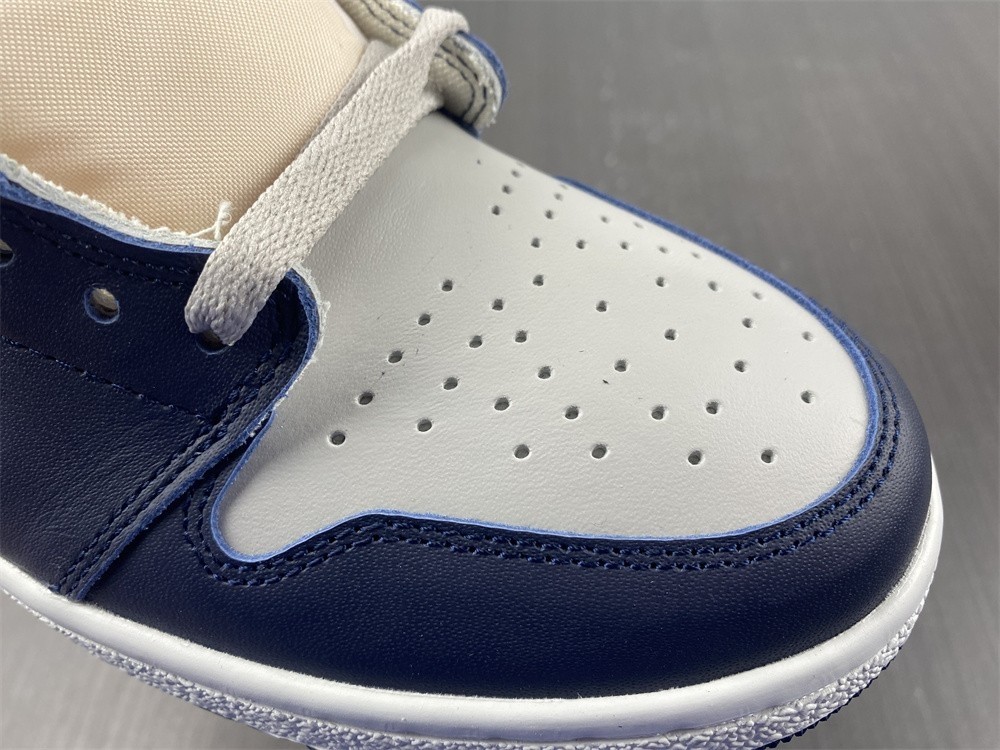 Air Jordan 1 Retro High 85 Georgetown BQ4422-400