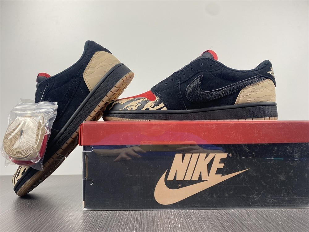 SoleFly x Air Jordan 1 Low DN3400-001