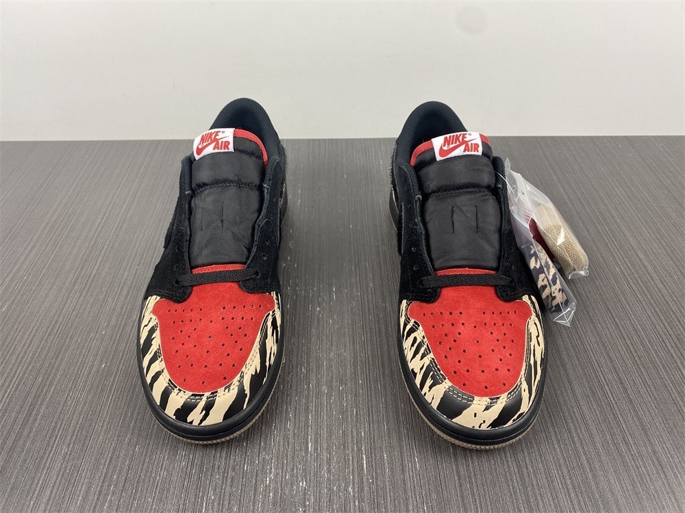 SoleFly x Air Jordan 1 Low DN3400-001