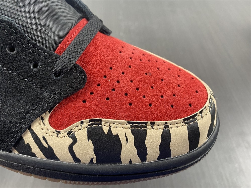 SoleFly x Air Jordan 1 Low DN3400-001