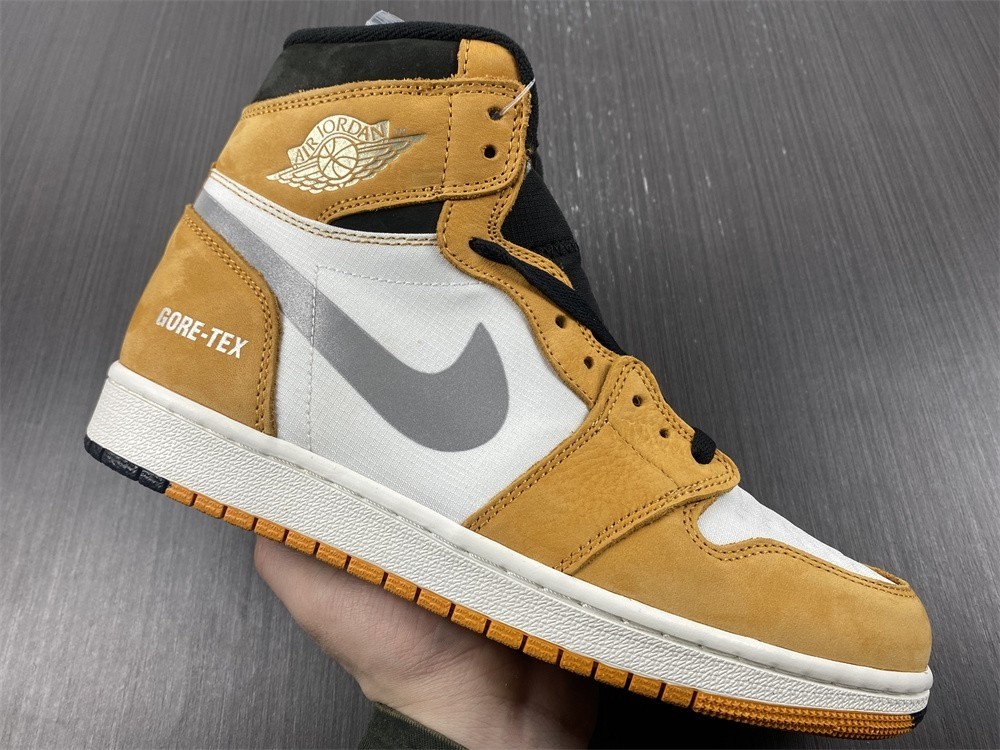 Air Jordan 1 Element Gore-Tex Light Curry DB2889-700