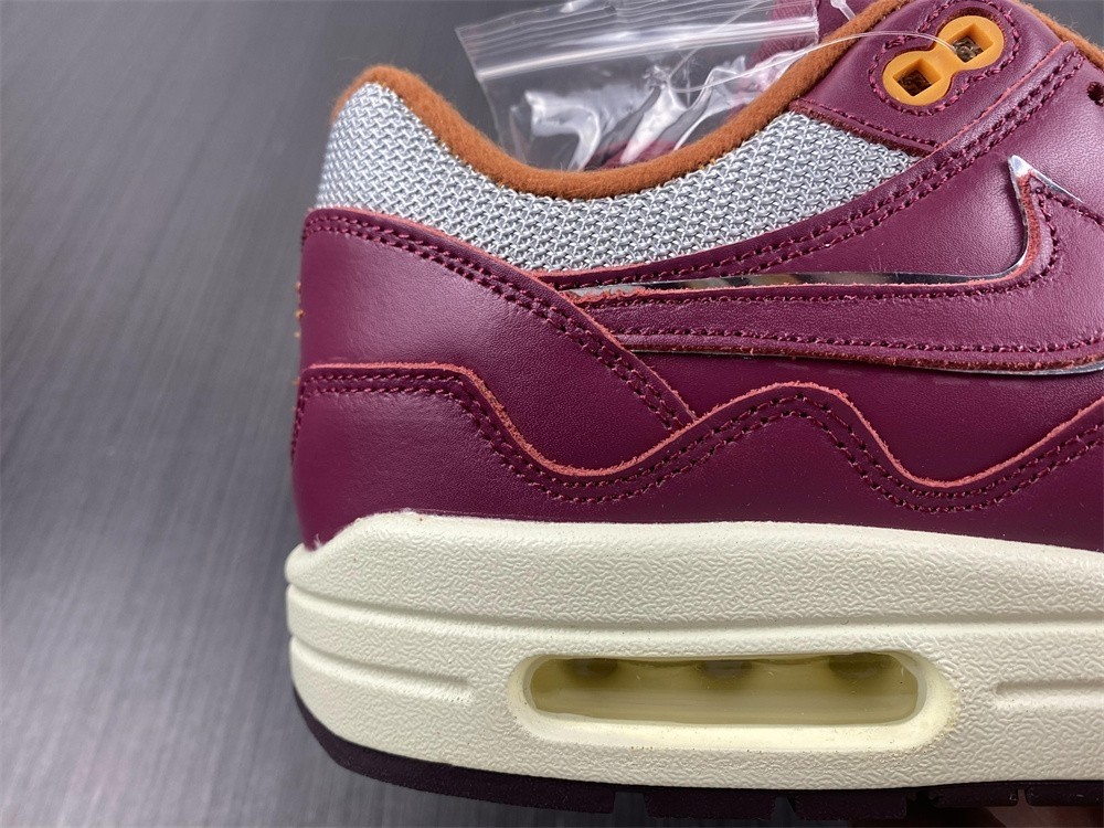 Air Max 1 x Patta 