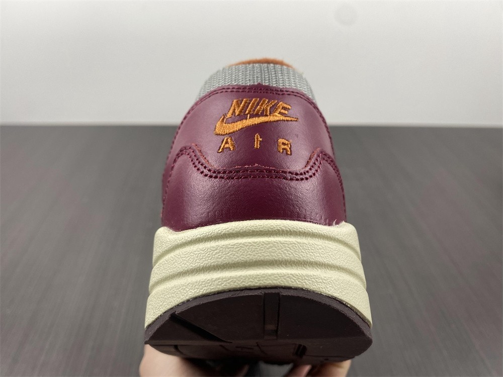 Air Max 1 x Patta 