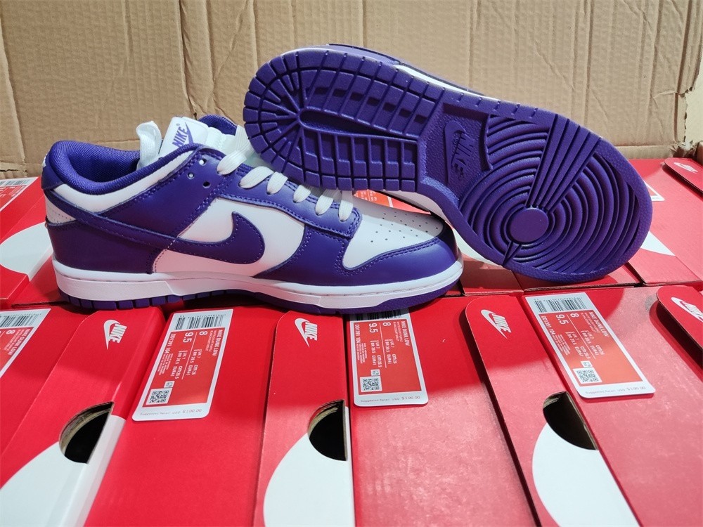 Nike Dunk Low Retro 