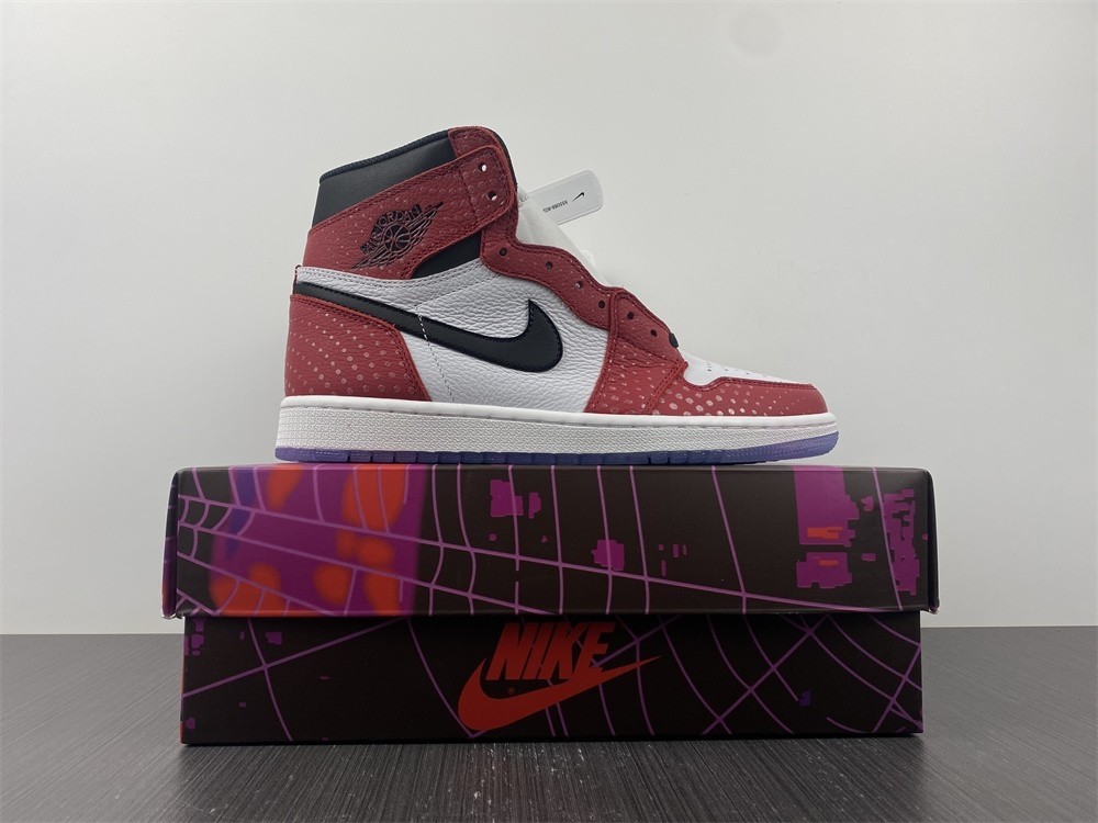 Air Jordan 1 Chicago Crystal Clear Sole 555088-602