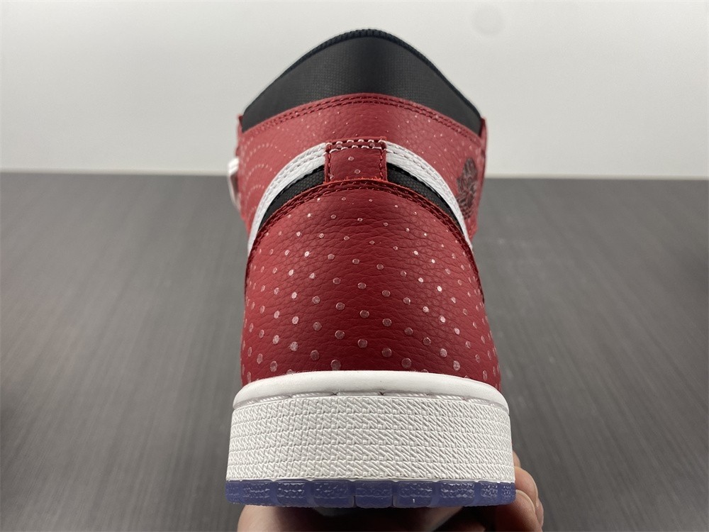 Air Jordan 1 Chicago Crystal Clear Sole 555088-602