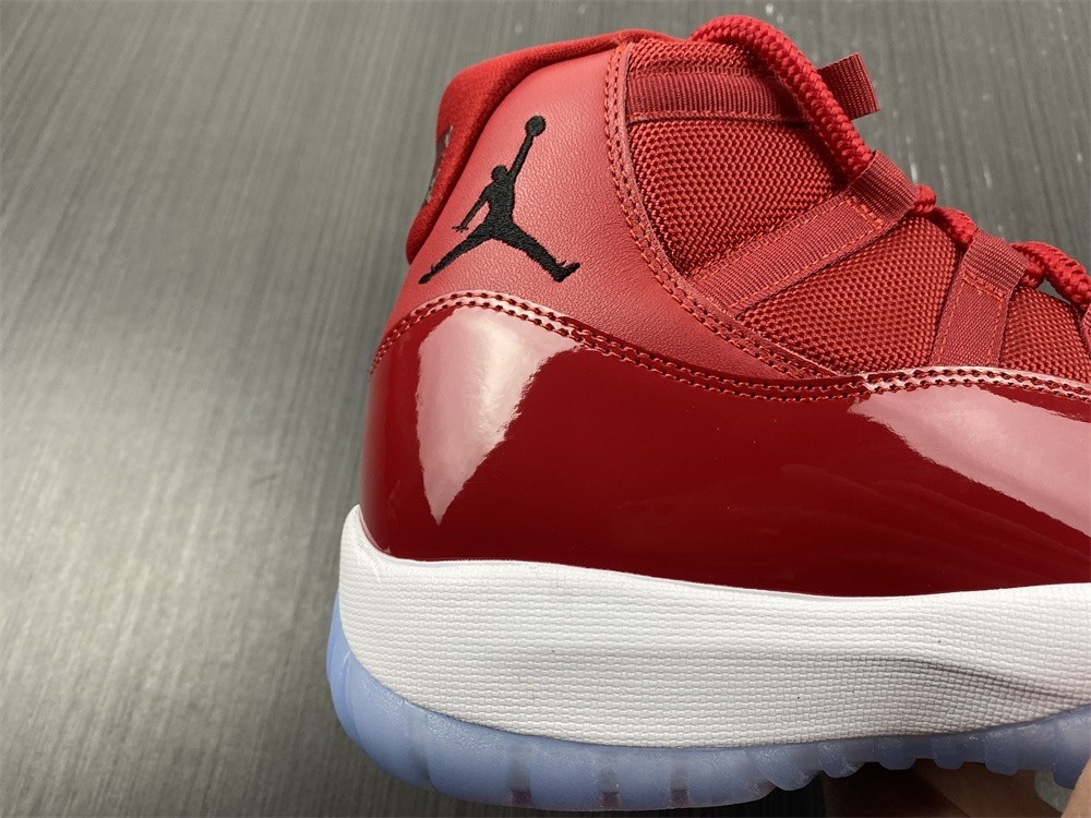 Air Jordan 11 Retro“Gym Red” 378037-623