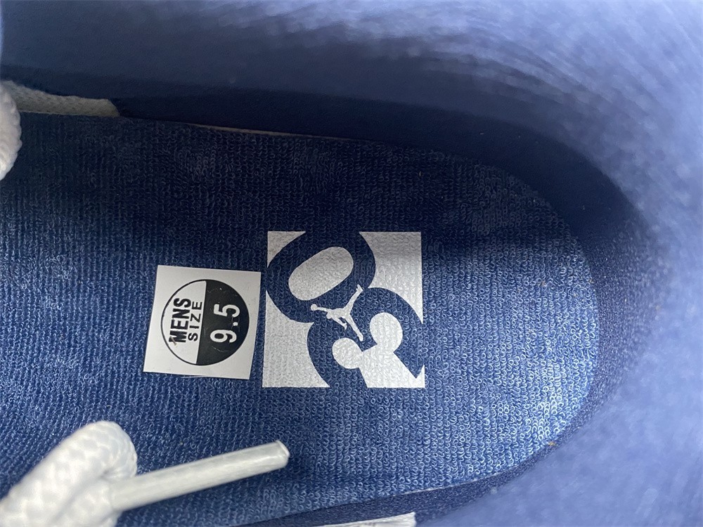 Air Jordan 11 Retro Low Georgetown - 528895-007