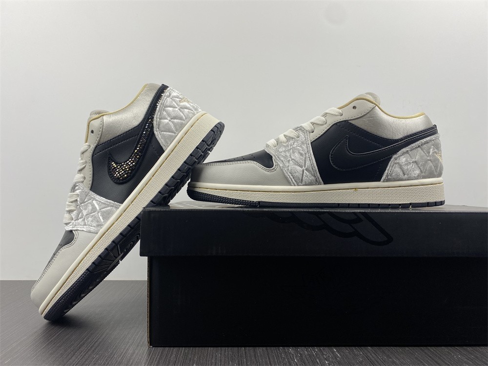 Air Jordan 1 Low Beaded Swoosh DV1762-001