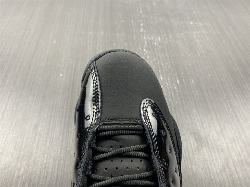 Air Jordan 13 Retro Cap and Gown - 414571-012