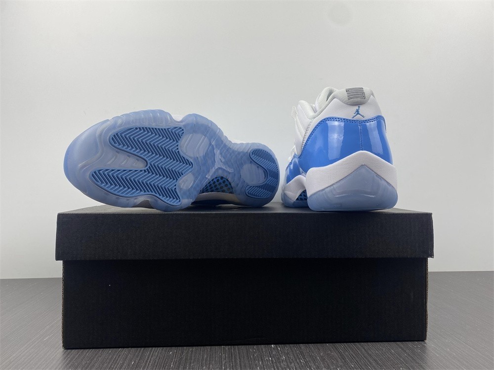 Air Jordan 11 Retro Low University Blue 528895-106