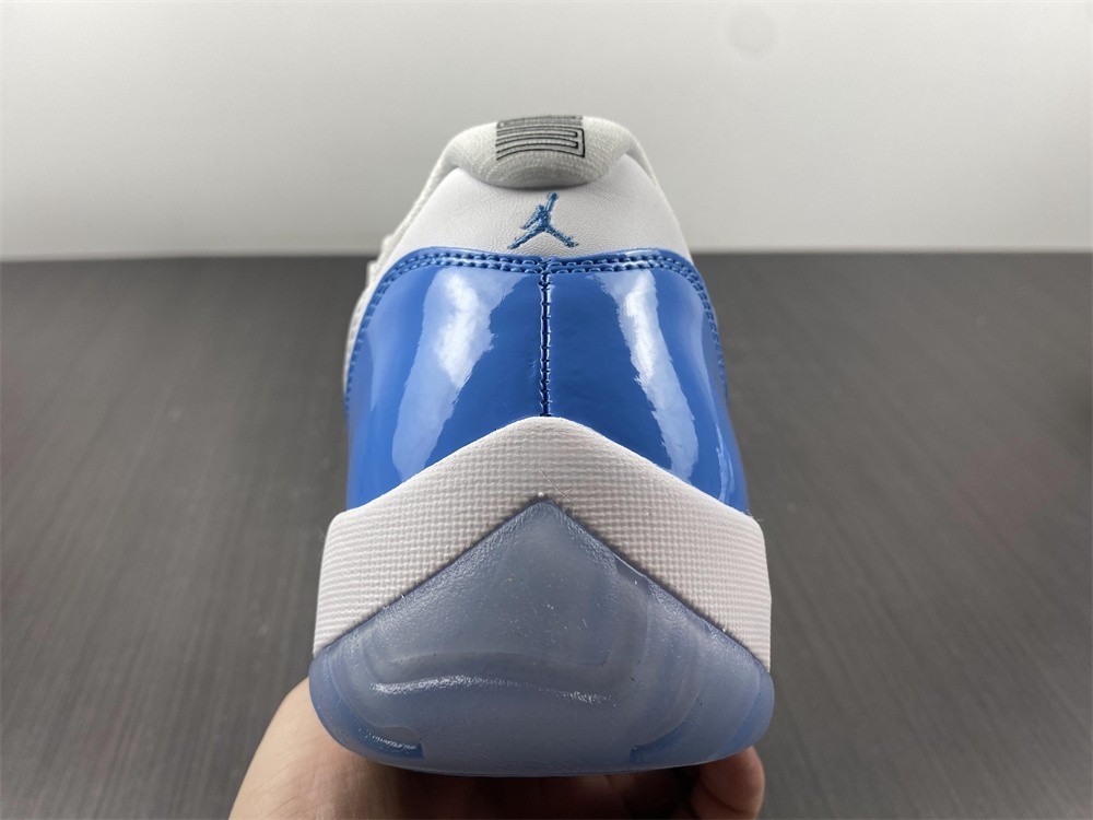 Air Jordan 11 Retro Low University Blue 528895-106